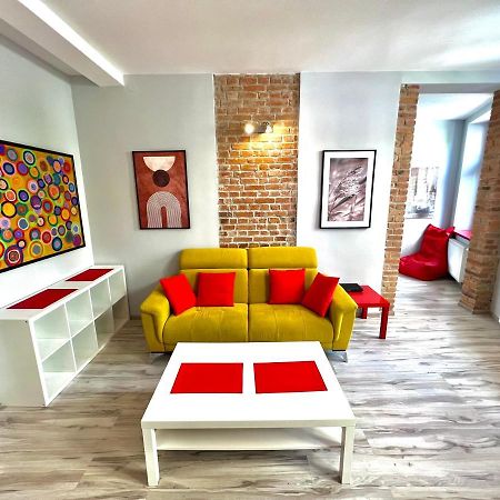 Red&Yellow Apartments Centrum Ольштын Экстерьер фото